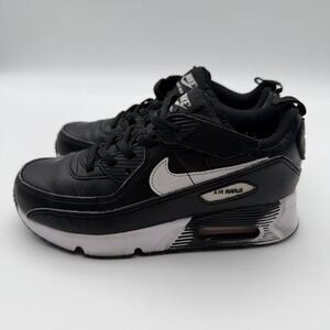 Nike Air Max 90 Kids Black White Athletic Leather Shoes Sneakers Size 1.5Y